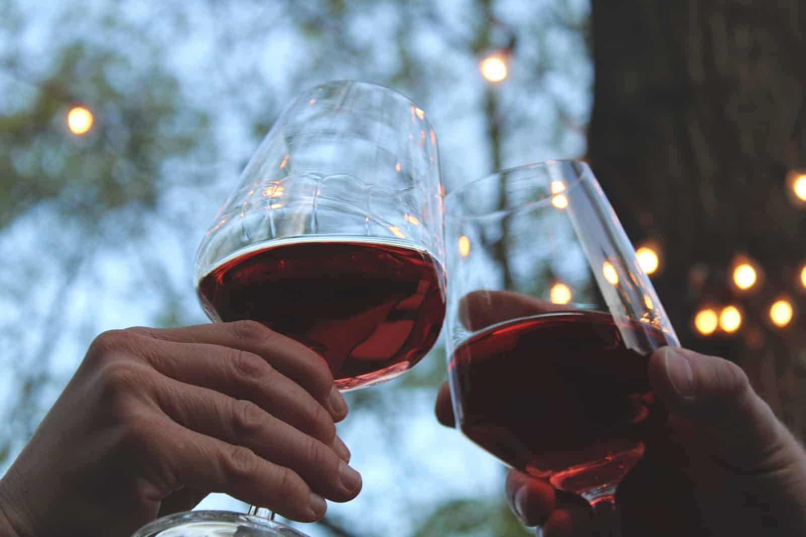 6 conseils pour choisir un vin qui impressionnera vos invités